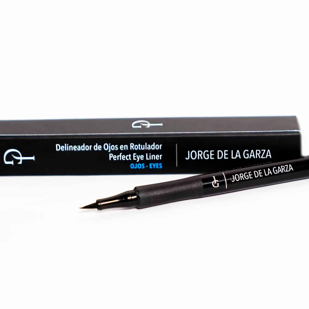Perfect eye liner – Jorge de la Garza